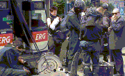 black bloc.gif (9877 byte)